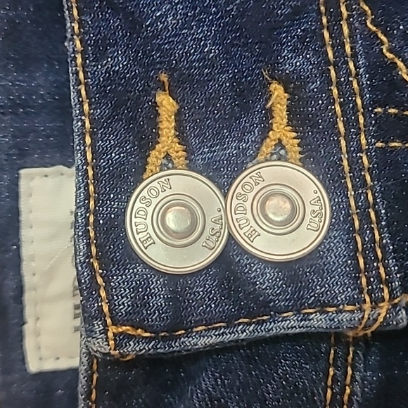 Hudson Women's Jean Croxley Cuffed Hem Shorts - Picture 3 of 10